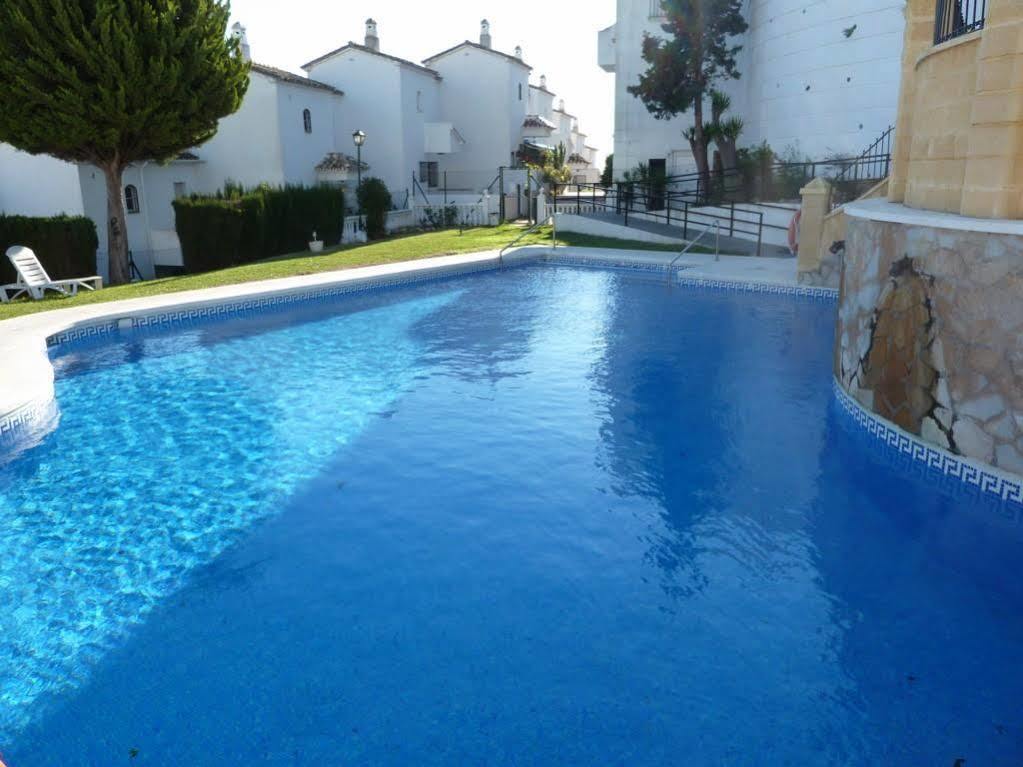 Playa Golf Aparthotel Benalmádena Exterior photo